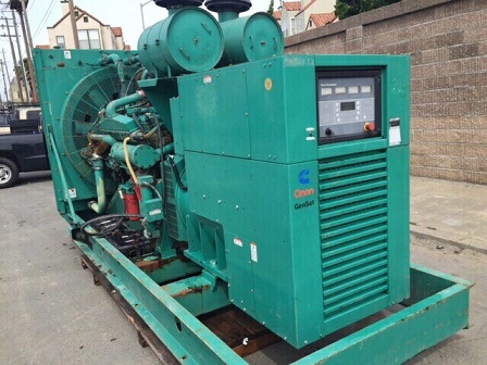 Máy phát điện Cummins 750 Kva