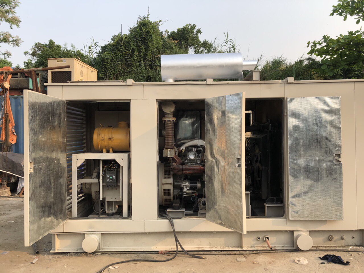 Máy phát điện Mitsubishi 250 kva